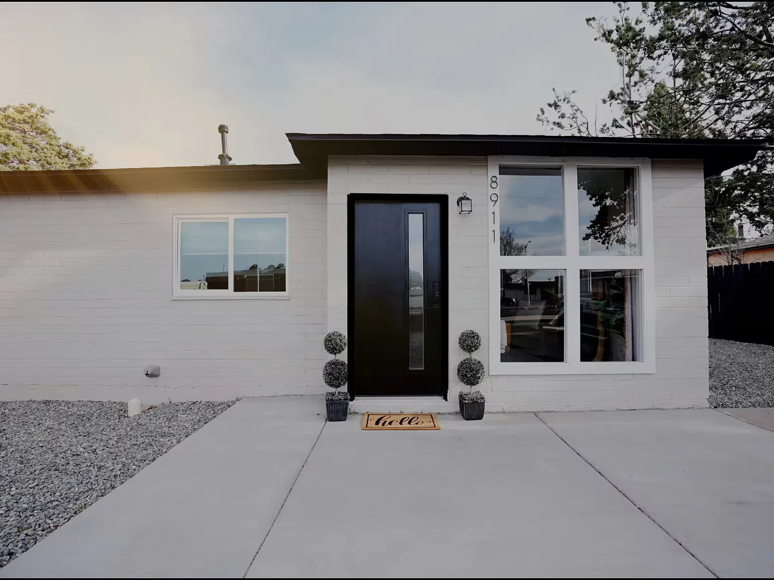 8911 Menaul Blvd NE — Photo 1