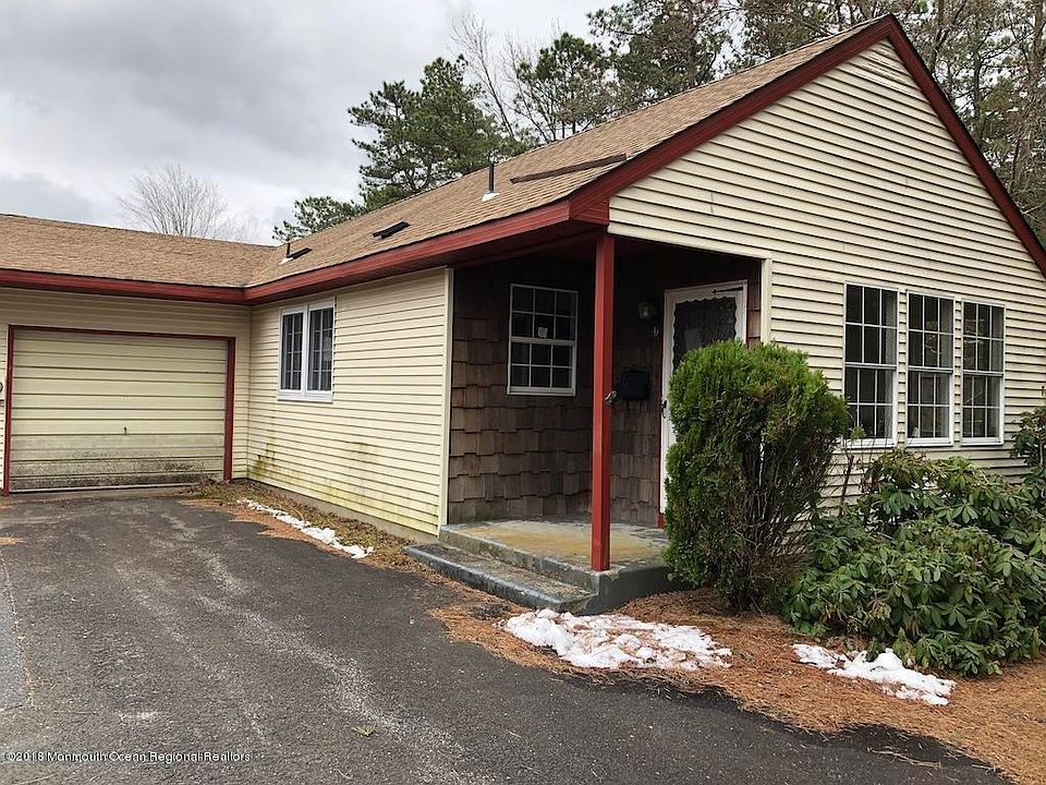 1st image of 11D Penwood Dr #54A