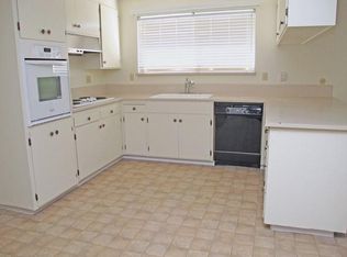 2249 Warwick Dr, Santa Rosa, CA 95405