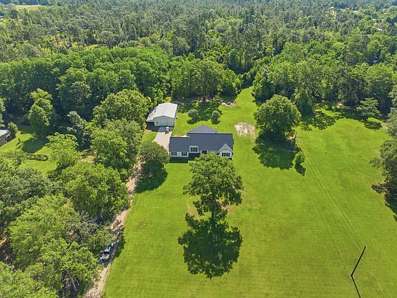 3rd image of 1310 Sutherland Rd