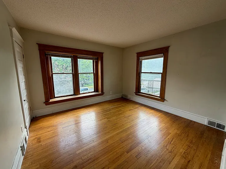 611 Parkwood St NE #2 — Photo 13