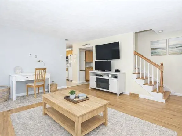 198 Cohasset St #198, Worcester, MA 01604