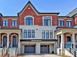 17 Duncombe Ln, Richmond Hill, ON L4C 1C2