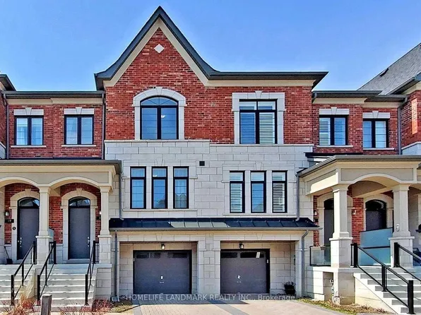 17 Duncombe Ln, Richmond Hill, ON L4C 1C2