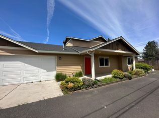 21160 Reed Market Rd #2, Bend, OR 97702