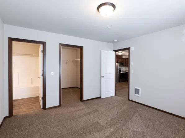 Remington Place Apartments