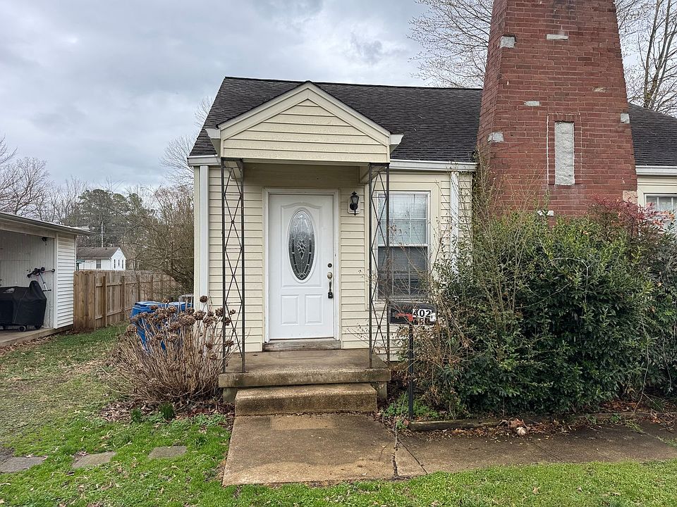 1st image of 402 N 8th St