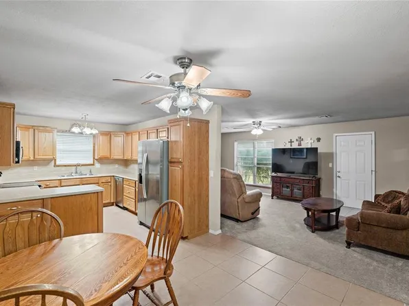 926 S Highland Dr, Mustang, OK 73064