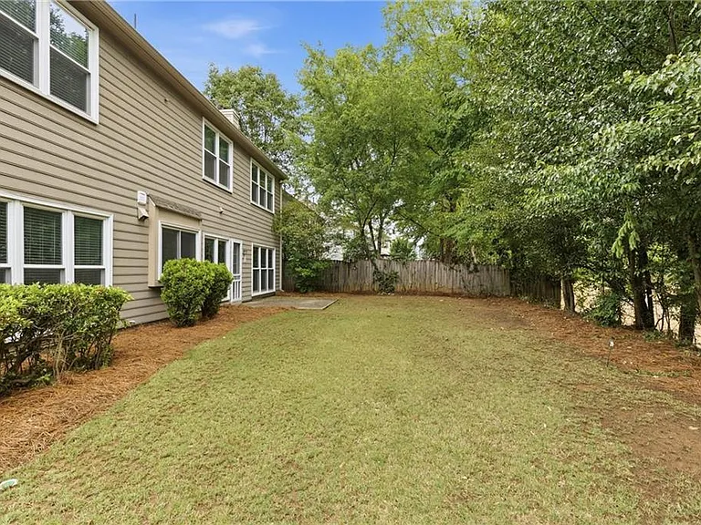 6430 Barwick Ln — Photo 40