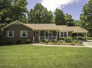 1816 Rivertrace Point, High Point, NC 27265