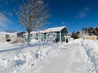 10 Sunrise Avenue, Mount Pearl, NL A1N1B7