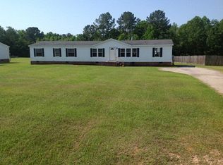 62 Academy Dr, Thomasville, GA 31792