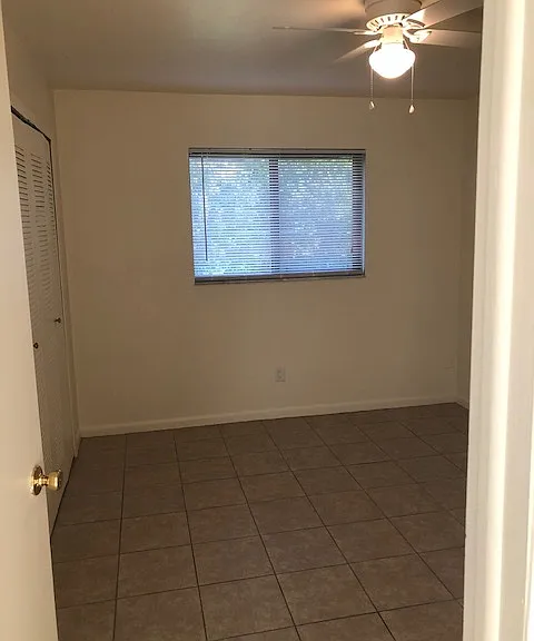 1318 SE 40th Ter — Photo 27