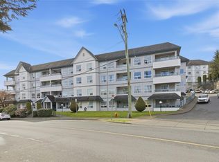 1631 Dufferin Cres #410, Nanaimo, BC V9S 5T4