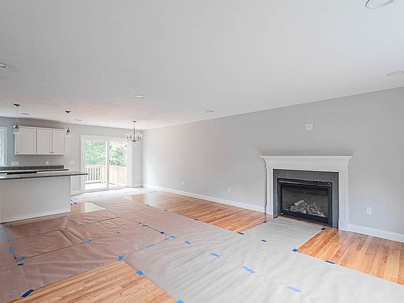 4th image of 47 Mount Pleasant Ave