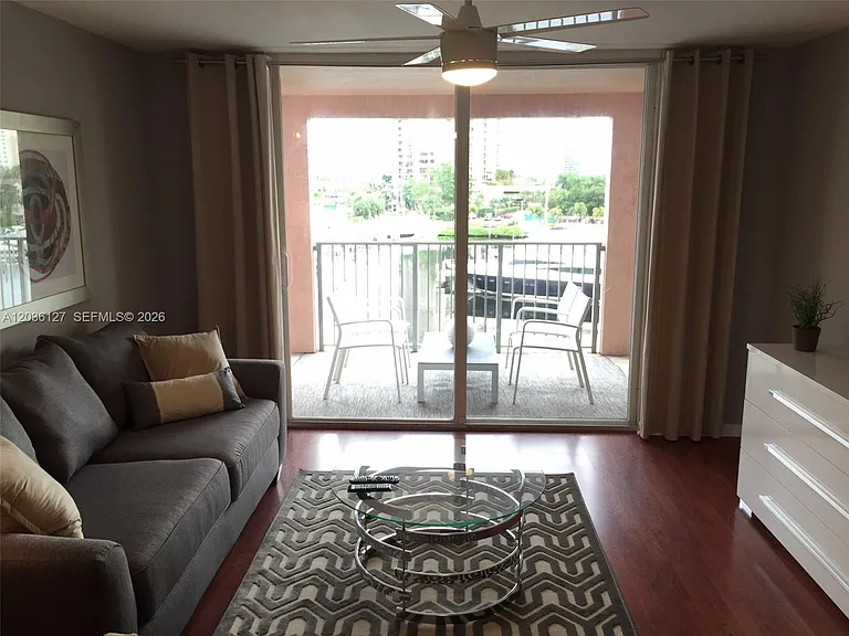 19655 E Country Club Dr #6504 — Photo 2