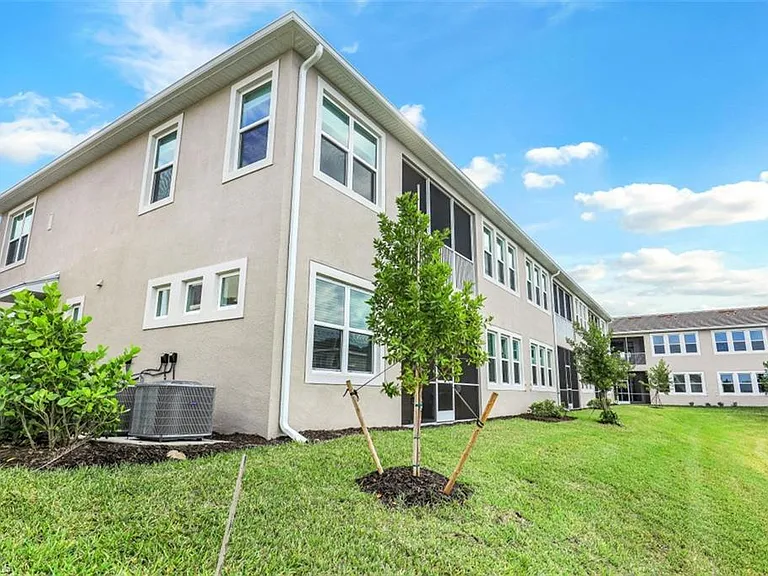 4705 Arboretum Cir #203 — Photo 29