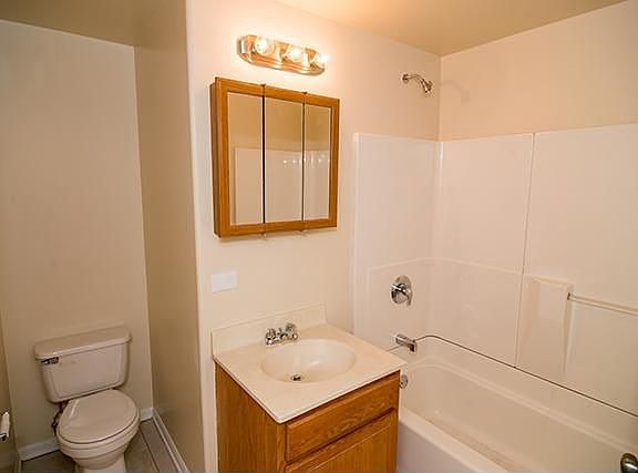 4th image of 4605 S Evans Ave APT 1