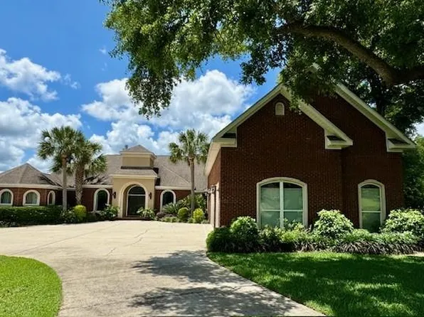 6300 Bell Creek Ct E, Grand Bay, AL 36541