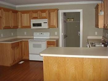 2nd image of 79 Fogleglen Dr