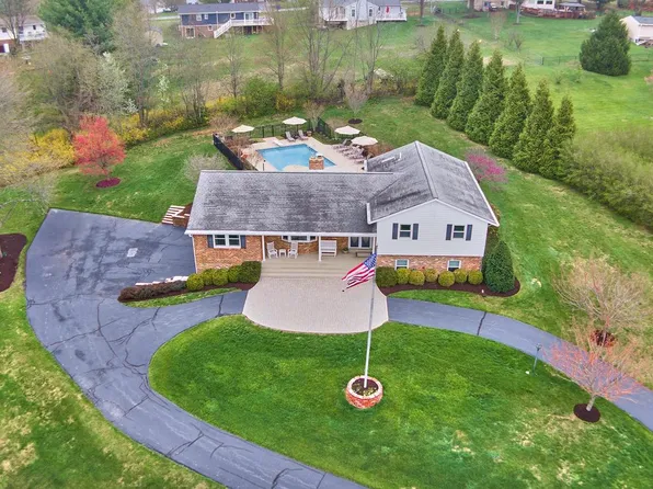 4292 Molesworth Ter, Mount Airy, MD 21771