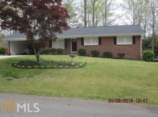 5093 Sunset Dr, Sugar Hill, GA 30518