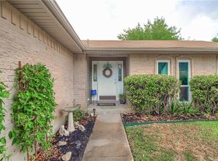 906 Ridgeline Dr, Round Rock, TX 78664