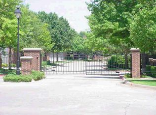 6300 Waterford Blvd #38, Oklahoma City, OK 73118