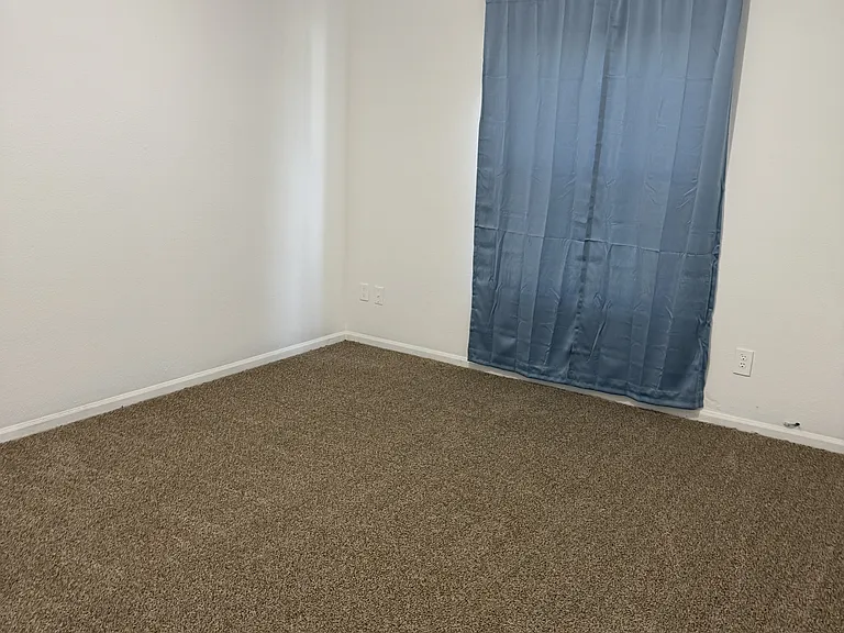 74 Jennifer Cir — Photo 3