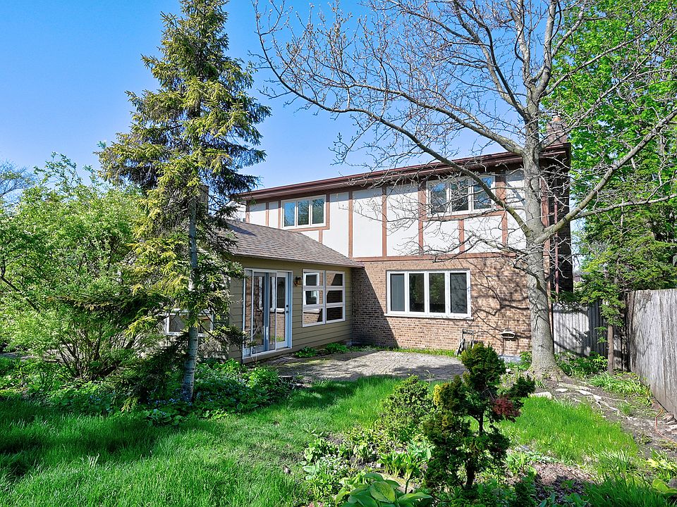 2nd image of 4569 Woodland Ave