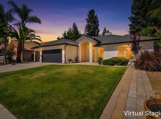 467 S Maple Dr, Reedley, CA 93654