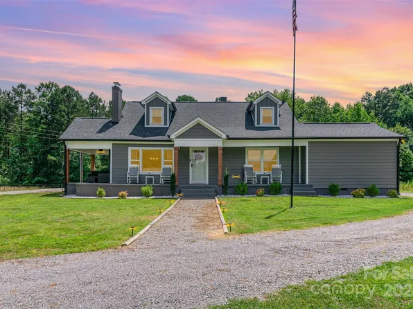 6205 Wright Rd, Kannapolis, NC 28081