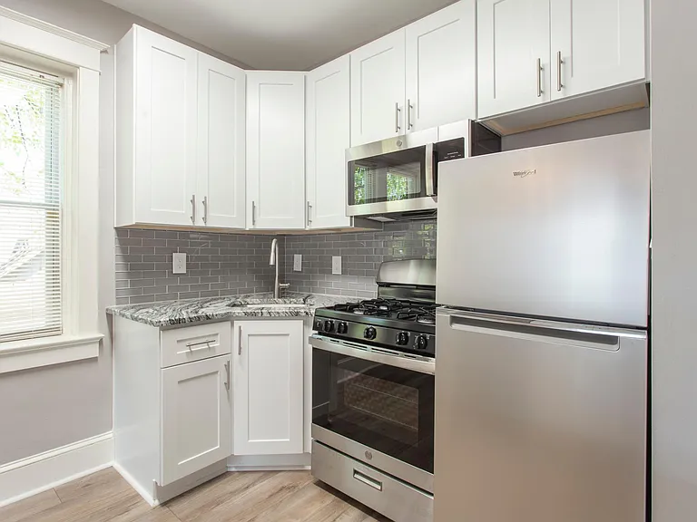 214 Fairview Rd #1 — Photo 1