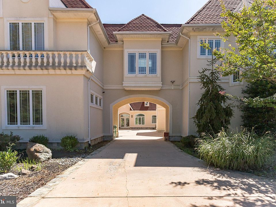 12313 Piney Meetinghouse Rd, Potomac, MD 20854 MLS MDMC2107204 Zillow