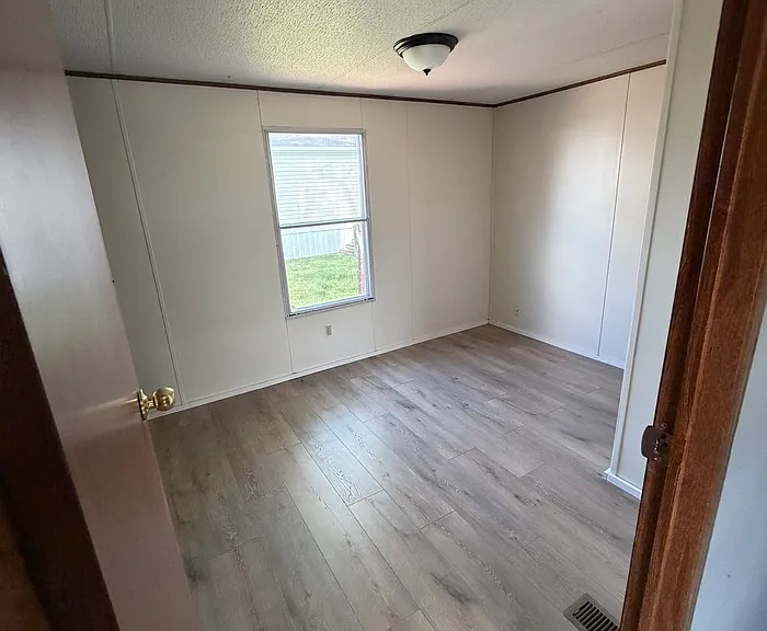 157 Goodlett Dr — Photo 5