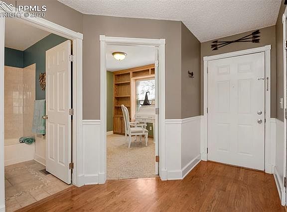 3rd image of 8320 Sassafras Dr