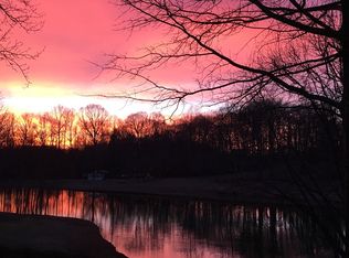 29 Spring Lake Dr, Stafford, VA 22556