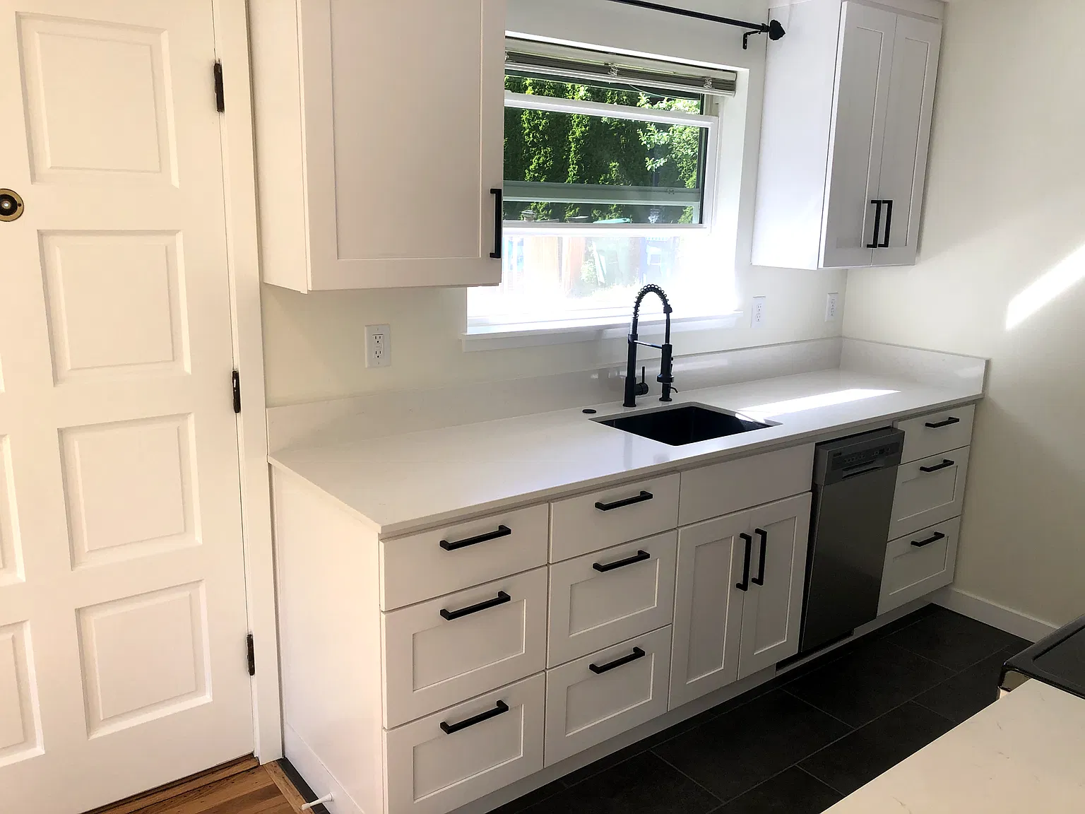2 bed, 1.0 bath, 600 sqft, $2,100 — Photo 4