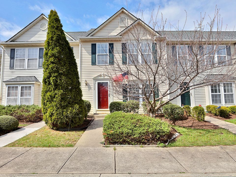1st image of 2802 Queensland Dr