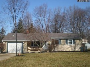 1785 Laurie Dr, Youngstown, OH