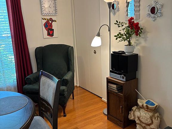 4th image of 7163 Marbury Ct