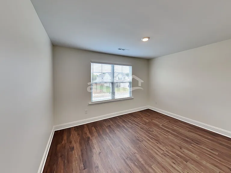 5208 Valor Dr — Photo 12