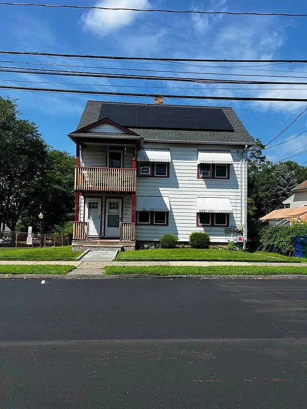 2 bed, 1.0 bath, 871 sqft, $2,500 — Photo 1