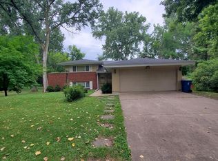 1413 Wisconsin Ave N, Golden Valley, MN 55427