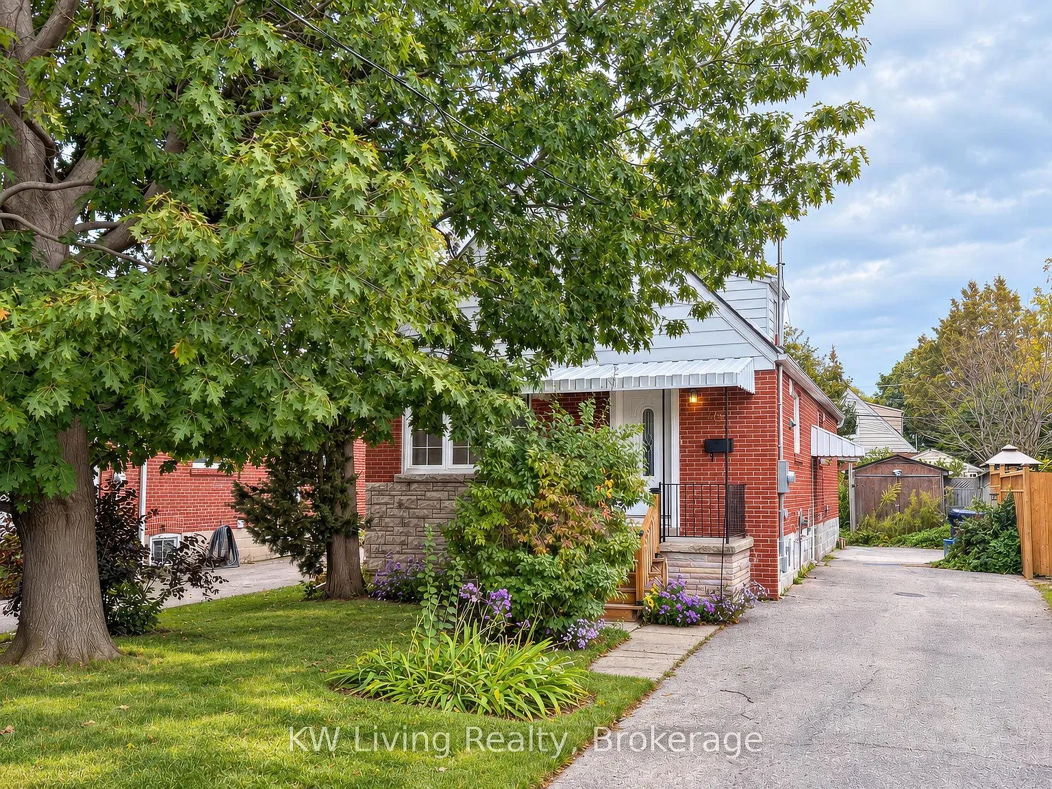 2 bed, $2,000 — Photo 1