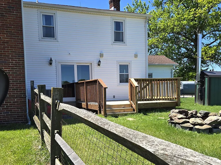 8293 Leetown Rd — Photo 40