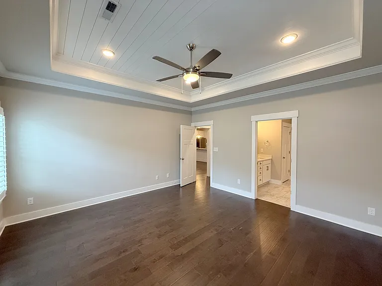 408 Raleigh Elm Dr — Photo 17