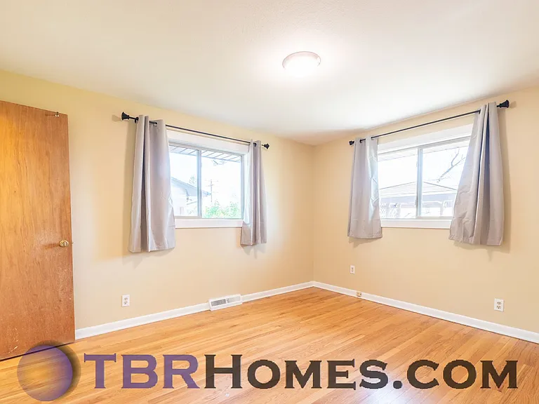 180 Agate Way — Photo 12
