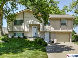12958 Redman Cir, Omaha, NE 68164