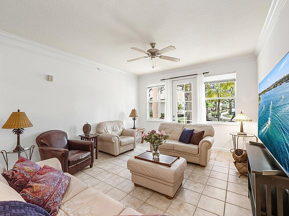 5th image of 225 Murcia Drive #109